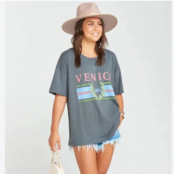 Show Me Your Mumu Grey Venice Graphic Tee Super Soft Size Extra Small - Picture 1 of 5